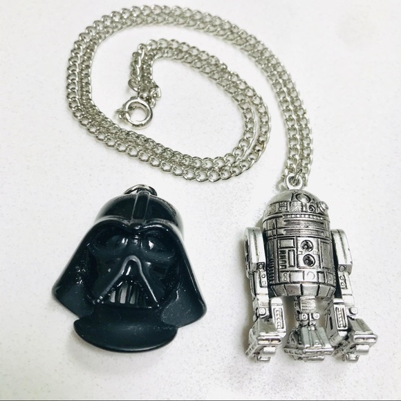 Star Wars Other - Star Wars 1977 Necklace & Pendants